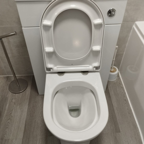 End of Tenancy Cleaning Bath